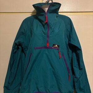 Sierra Designs vintage windbreaker